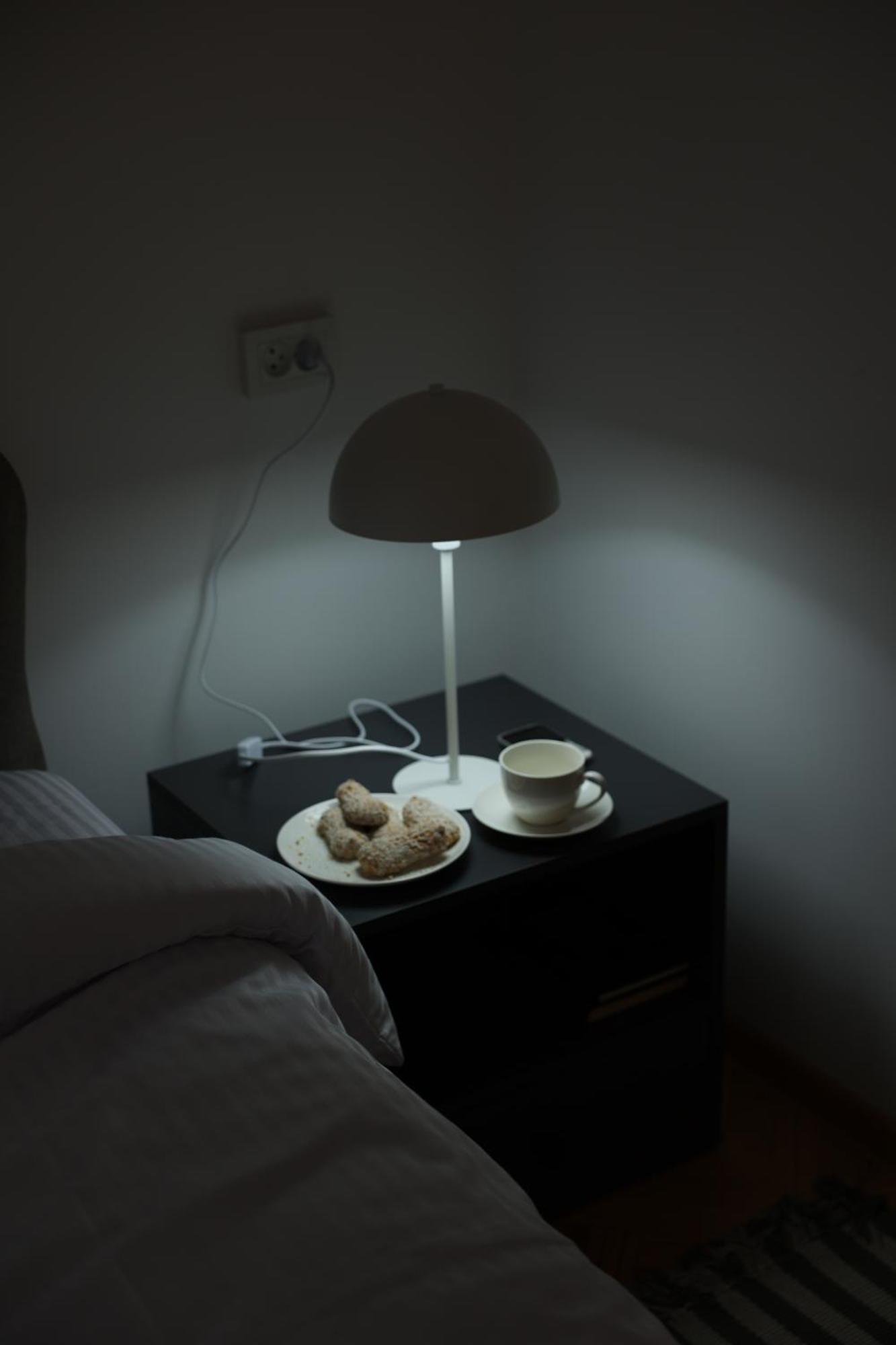 Twins Guest House Телави Экстерьер фото