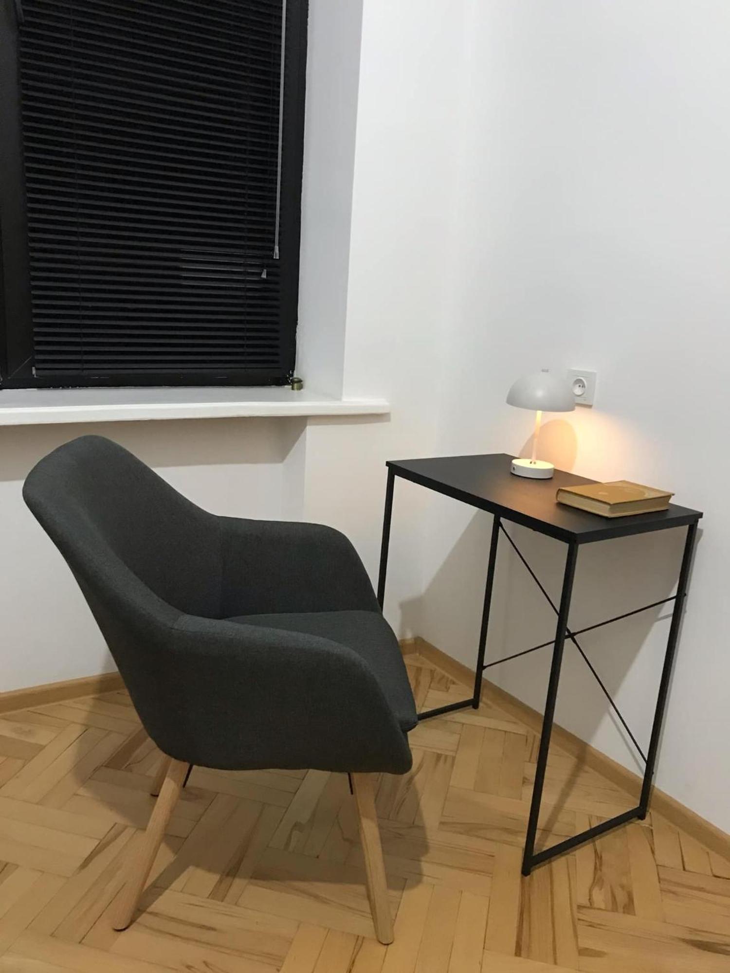 Twins Guest House Телави Экстерьер фото
